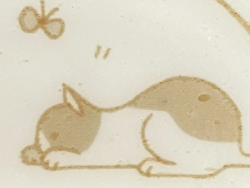 かまぼこに猫のイラストを可食インクでインクジェットプリントで焼印風に印刷しました。